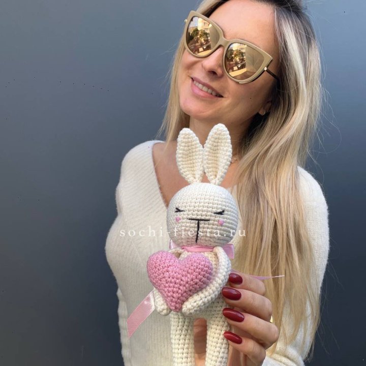 Зайка с сердцем ручной работы в Хабаровске