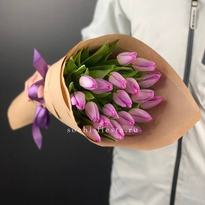 19 розовых  тюльпанов в Хабаровске