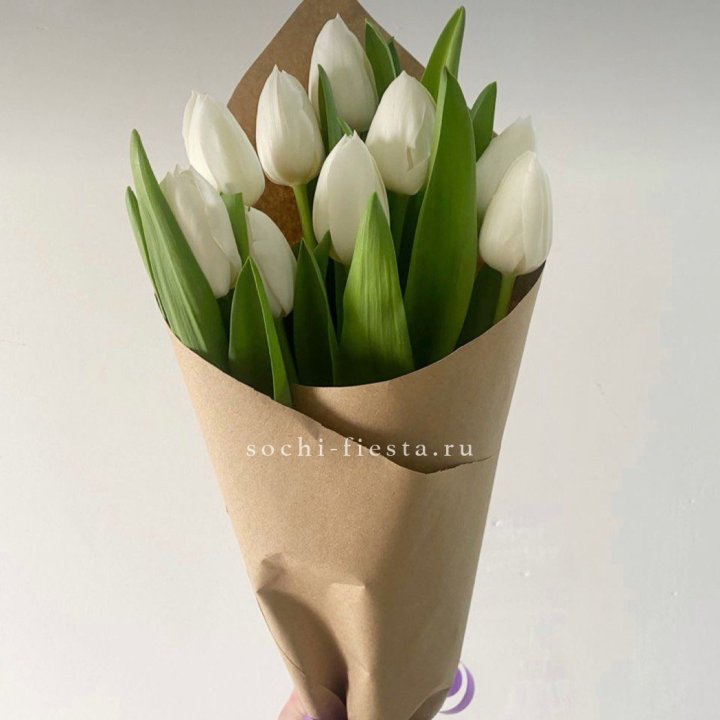 Букет белых тюльпанов в Хабаровске