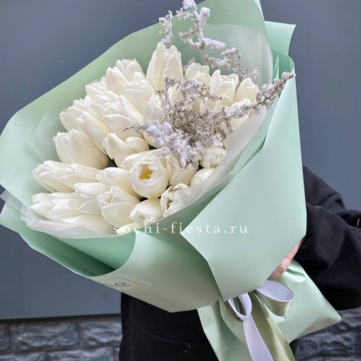 Букет белых тюльпанов "Бьянко" в Хабаровске