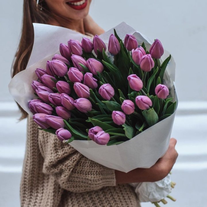 39 сиреневых тюльпанов в Хабаровске