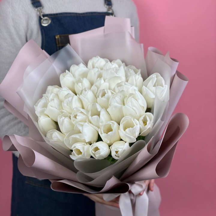 Букет белых тюльпанов "Пур-пур" в Хабаровске